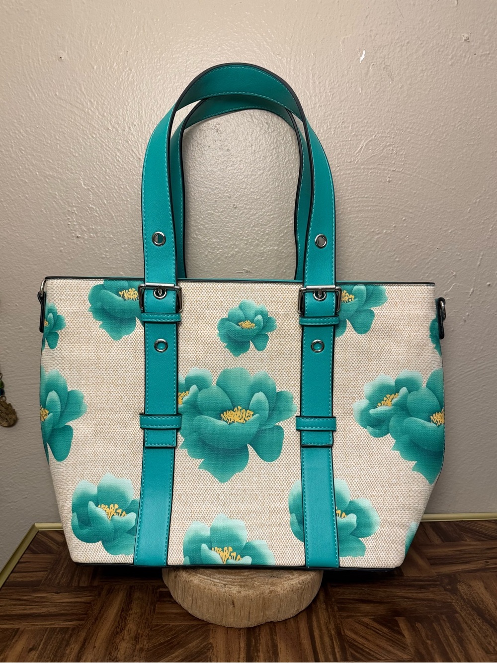 Mellow World Vegan Leather Turquoise Tan Flower Tote Purse Buckle Straps